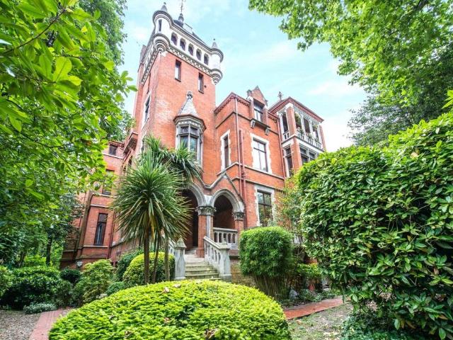 Flat for sale in Belsize Park, Greater London