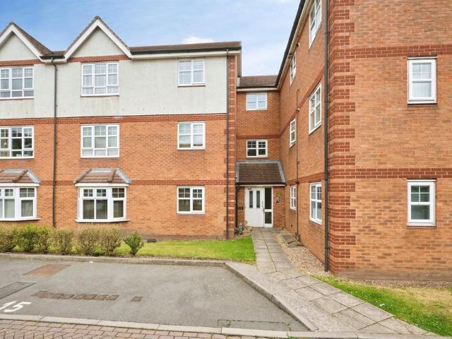 Flat for sale in West Midlands