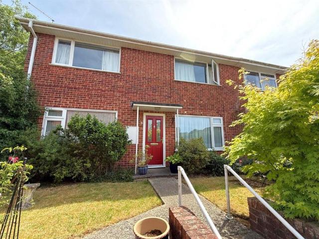 Flat for sale in Priest Down, Hampshire