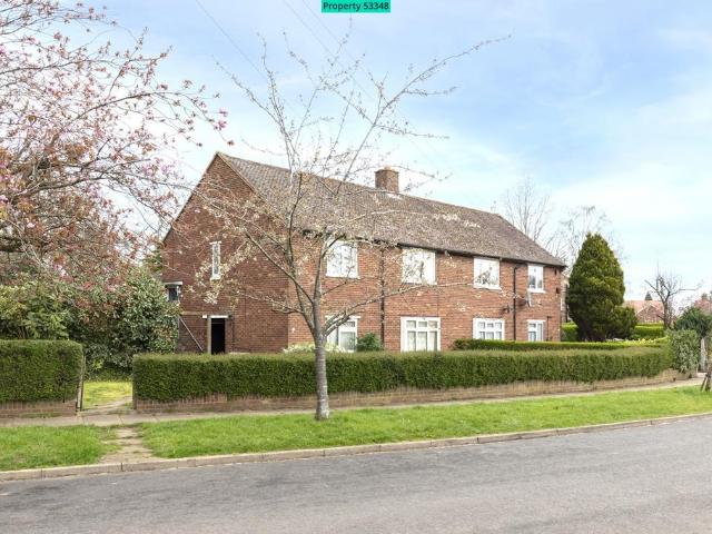 Flat for sale in St Albans, Five Acres