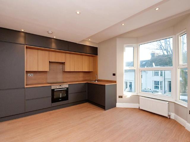 Flat for sale in Queen's Park, Brighton & Hove