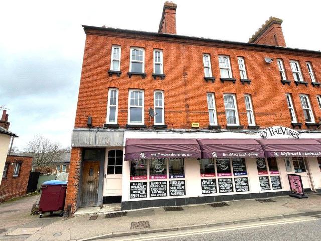 Flat for sale in Leighton-Linslade, Linslade