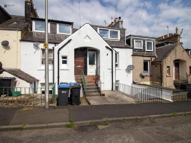 Flat for sale in Ashkirk, Scotland