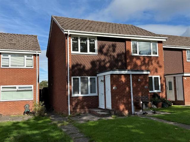 Flat for sale in Monkspath, Solihull