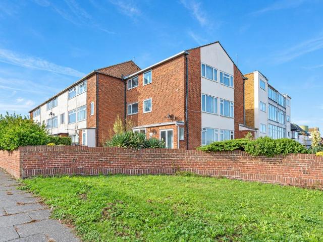 Flat for sale in Palm Bay, Thanet