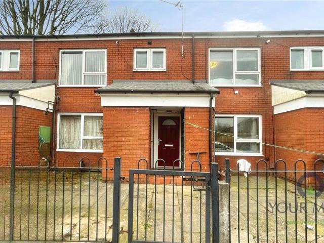 Flat for sale in Deeplish, Burnedge