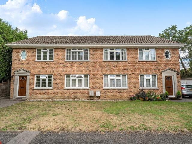 Flat for sale in Millers Dale North, Eastleigh