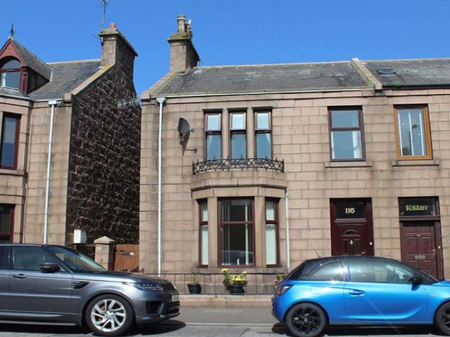 Flat for sale in Peterhead, Scotland