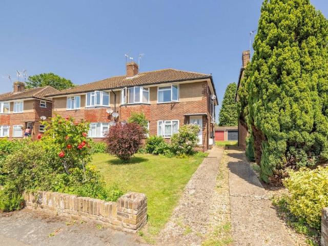 Flat for sale in Swallow, Buckinghamshire