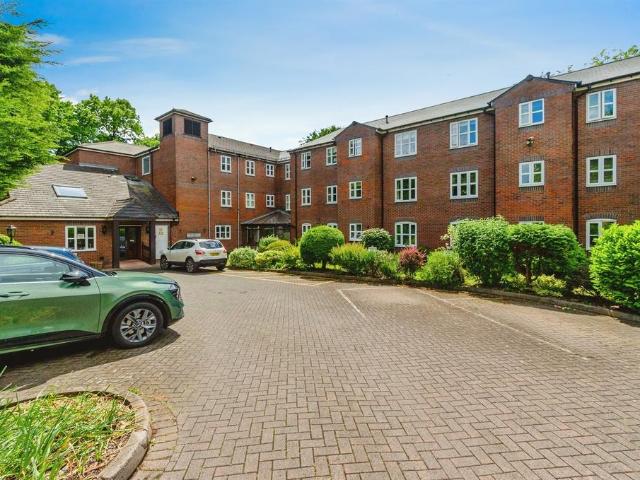 Flat for sale in West Midlands