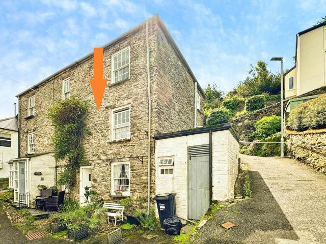 Flat for sale in Plaidy, Looe