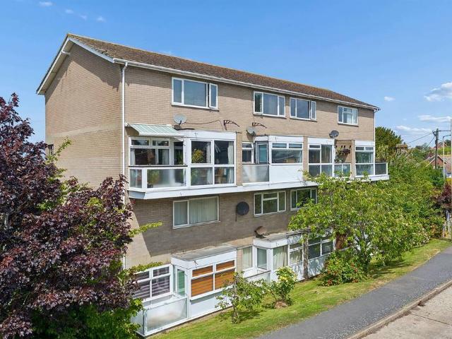 Flat for sale in Thurston Park, The Bridge