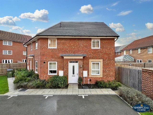 Flat for sale in Canley Gardens, West Midlands