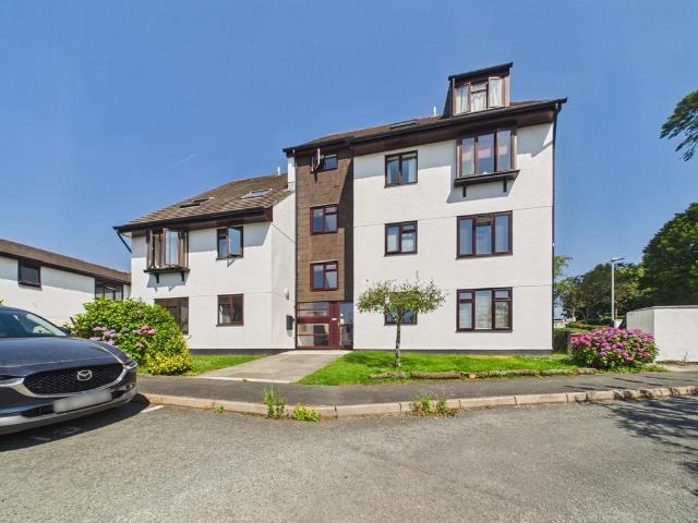 Flat for sale in Mount Wise