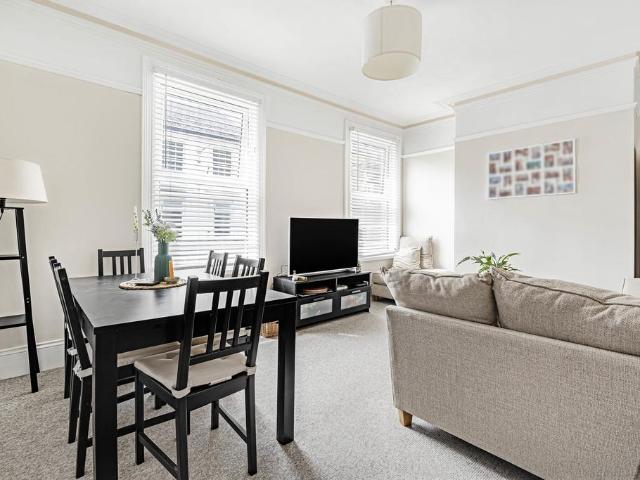 Flat for sale in Highweek, Bridford