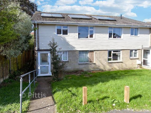 Flat for sale in Totland, Isle Of Man