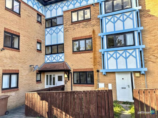Flat for sale in Kenton, Newcastle upon Tyne