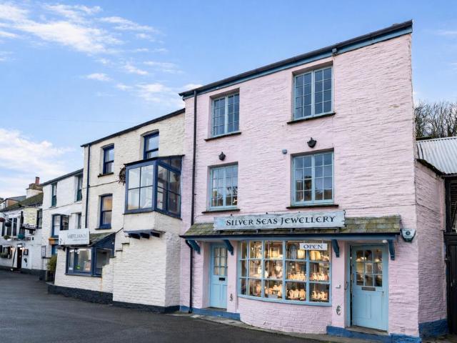 Flat for sale in Polperro, Cornwall