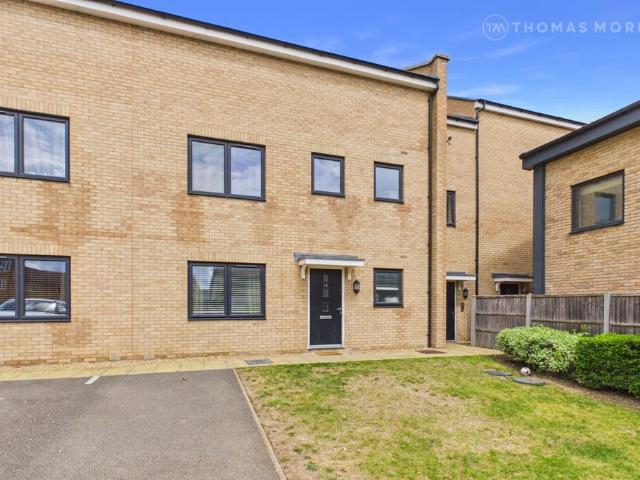 Flat for sale in Biggleswade, Isle Of Man