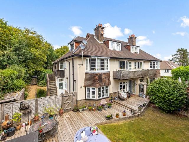 Flat for sale in Crowborough Warren, Cross In Hand