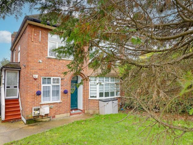Flat for sale in Carterhatch, Greater London