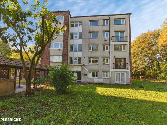Flat for sale in North Shields, North Tyneside