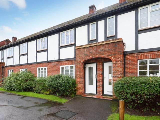 Flat for sale in Blackhills, Surrey