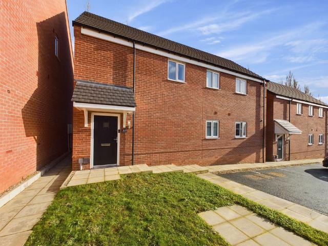 Flat for sale in Gedling, East Midlands