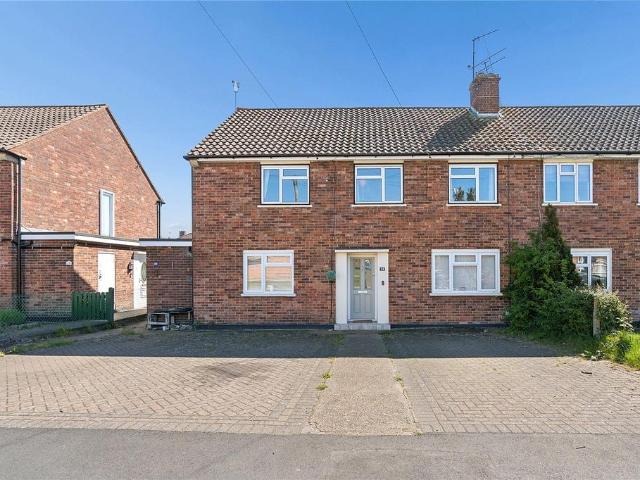 Flat for sale in Cranham, Greater London
