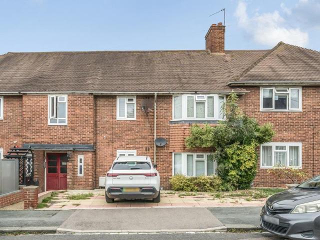 Flat for sale in Coldharbour, Cat Hill