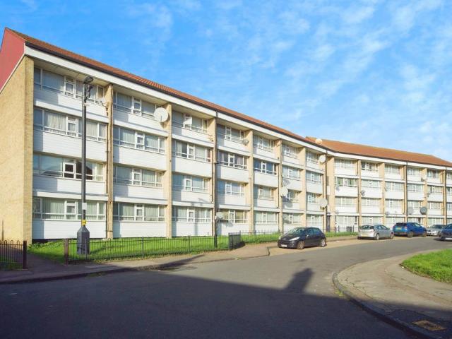 Flat for sale in Isle Of Man