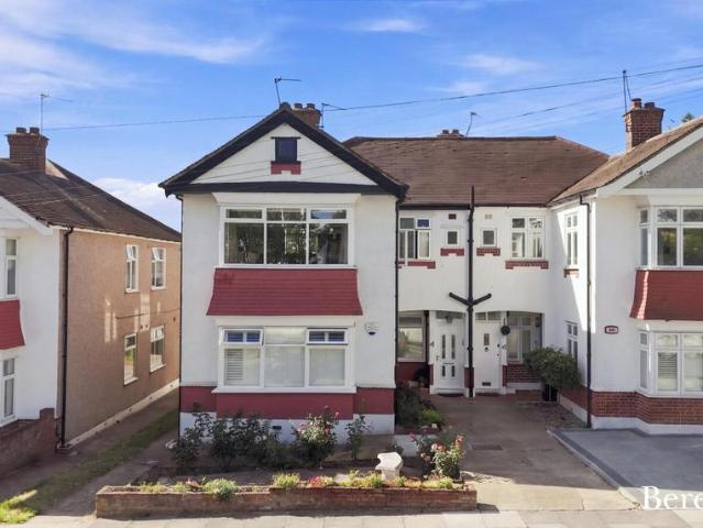 Flat for sale in London Borough of Havering, Greater London