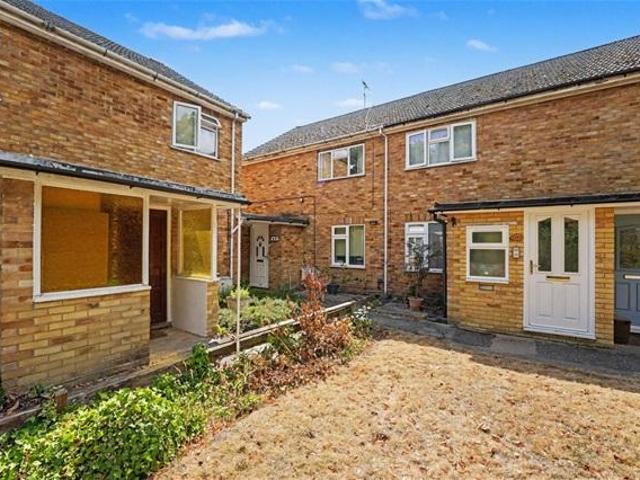 Flat for sale in Greater London
