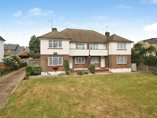 Flat for sale in Uckfield, Cross In Hand