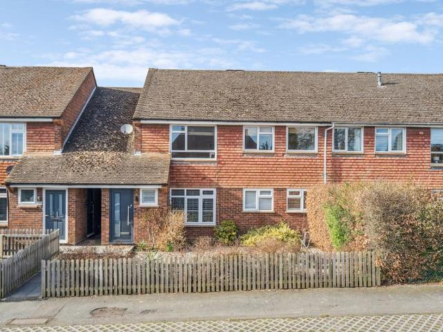 Flat for sale in Beaconsfield, Seer Green