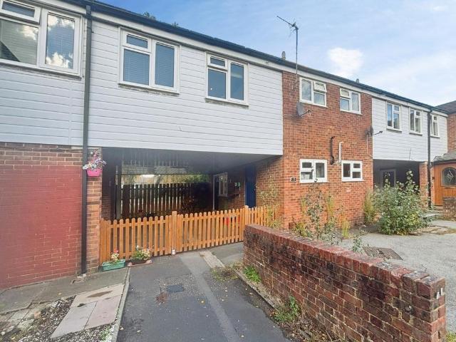 Flat for sale in Great Hollands, Bracknell
