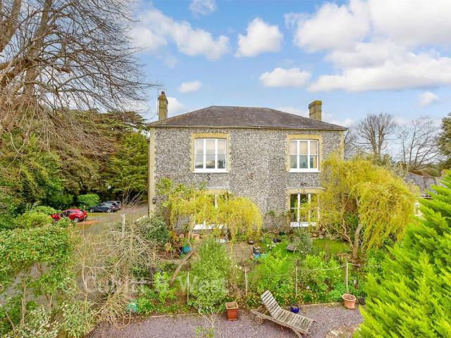 Flat for sale in Rustington, Clapham