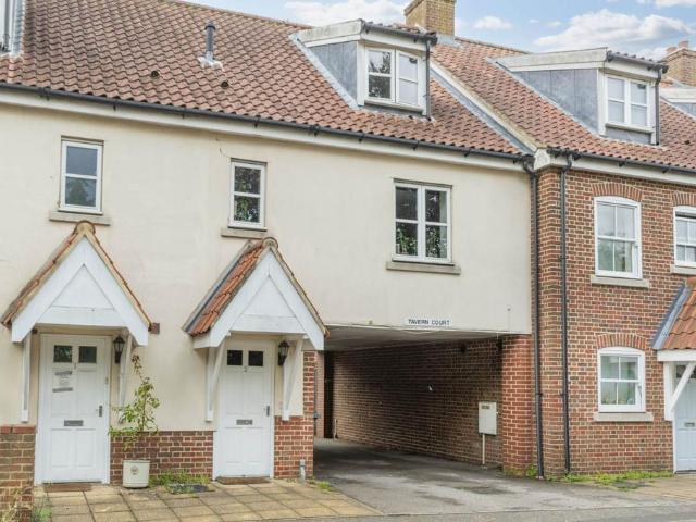 Flat for sale in Crostwick, Norfolk