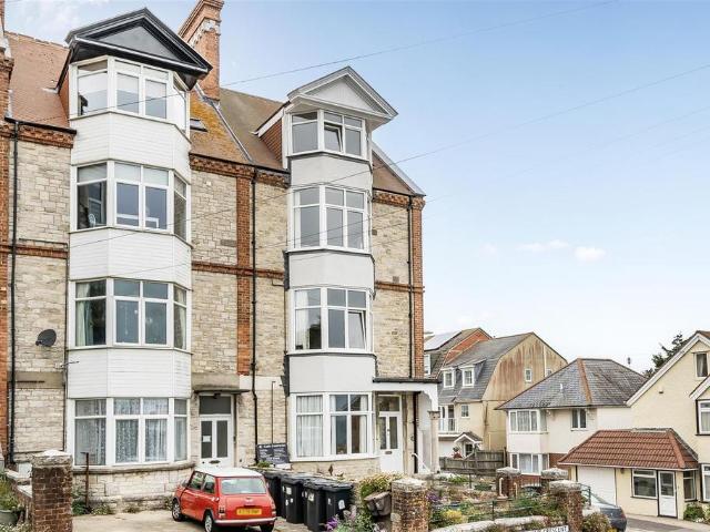 Flat for sale in Swanage, East Dorset