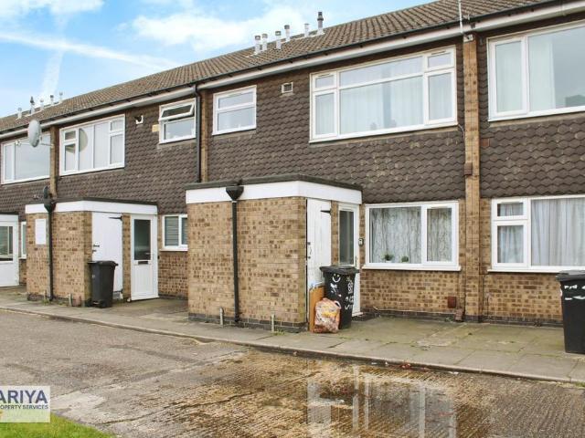 Flat for sale in West End, Old Wharf