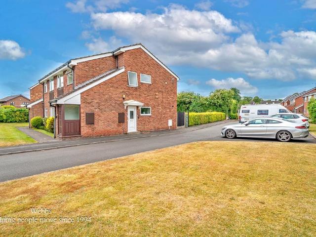 Flat for sale in Pelsall, West Midlands