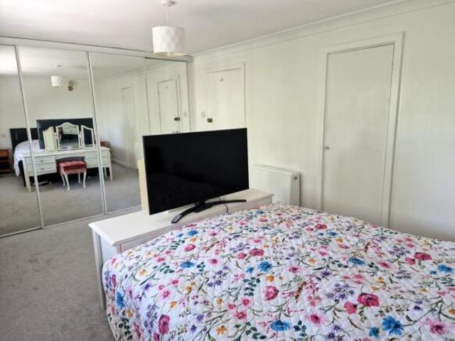 Maisonette for sale in Westborough, Surrey