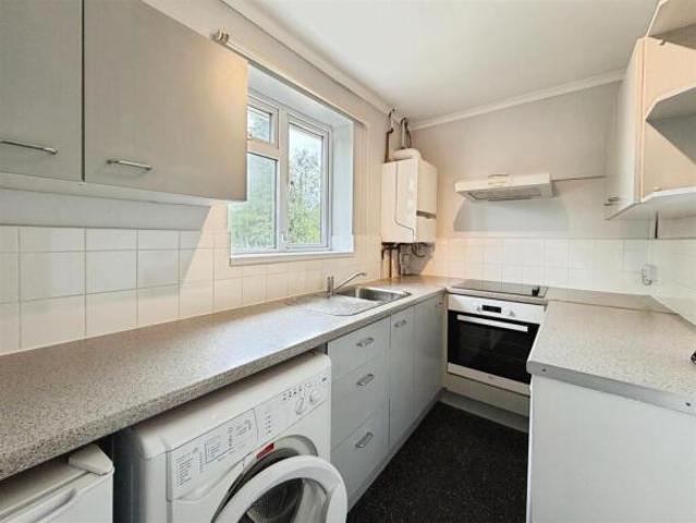Maisonette for sale in Milverton, Green Close