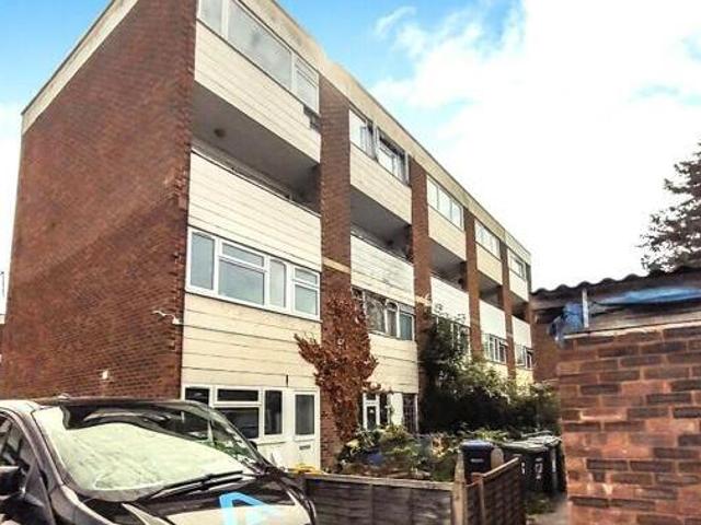 House for sale in Addlestone, Runnymede