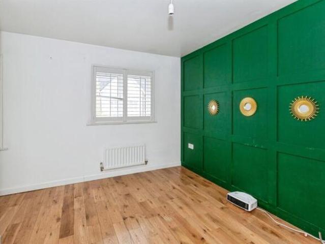 Maisonette for sale in Slough