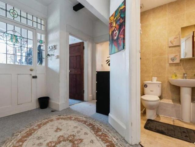 Maisonette for sale