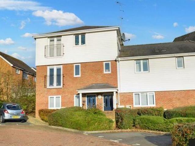 House for sale in Orchard Heights, Bridgefield