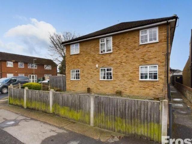 House for sale in London Borough of Hounslow, Feltham