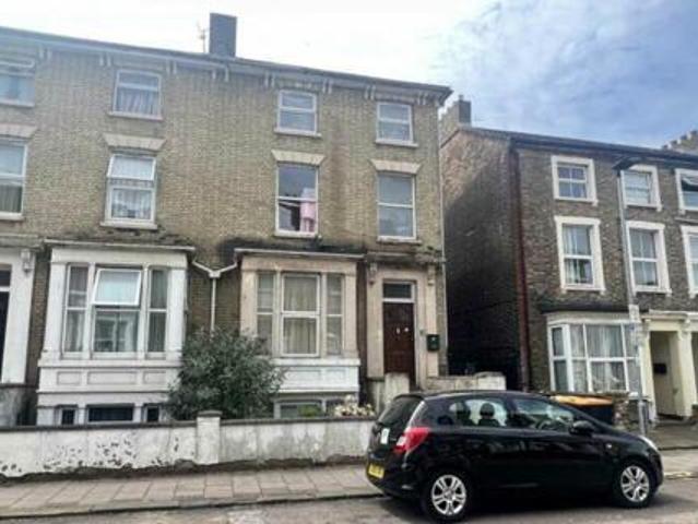 House for sale in Bedford