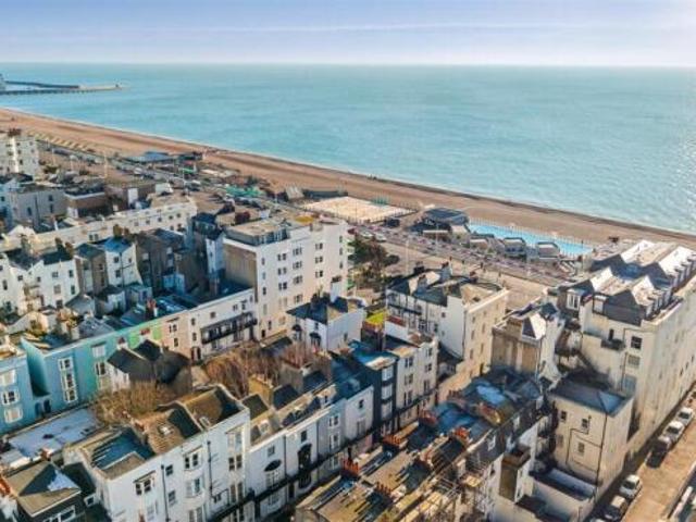 Maisonette for sale in Kemptown, Brighton & Hove